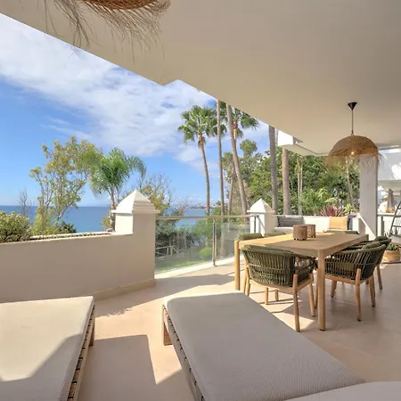 Renovated Casaris Big Balcony And Sea View Lägenhet