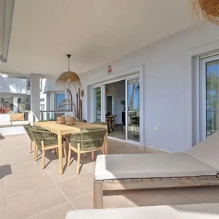 Renovated Casaris Big Balcony And Sea View Apartman *