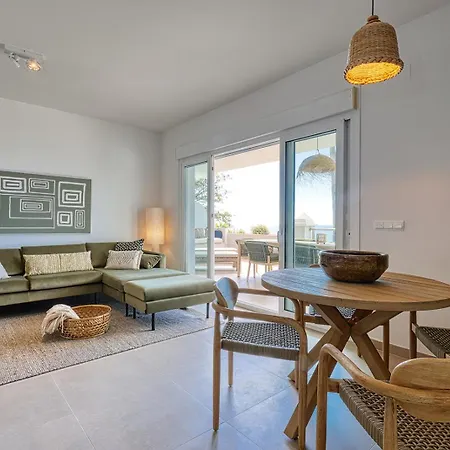 شقة Renovated Casaris Big Balcony And Sea View